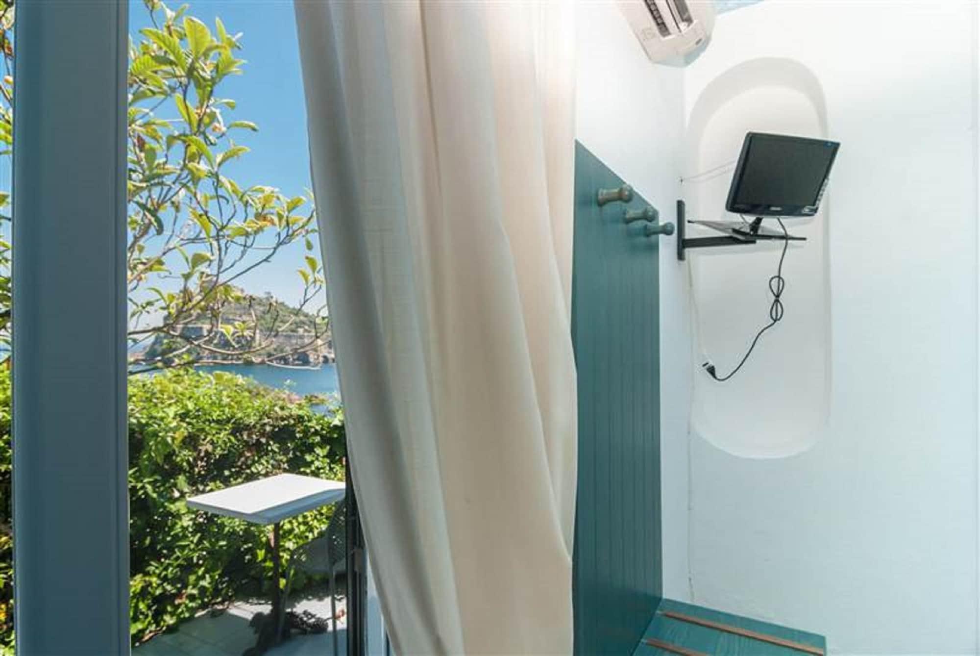 Hotel La Ninfea Ischia Esterno foto