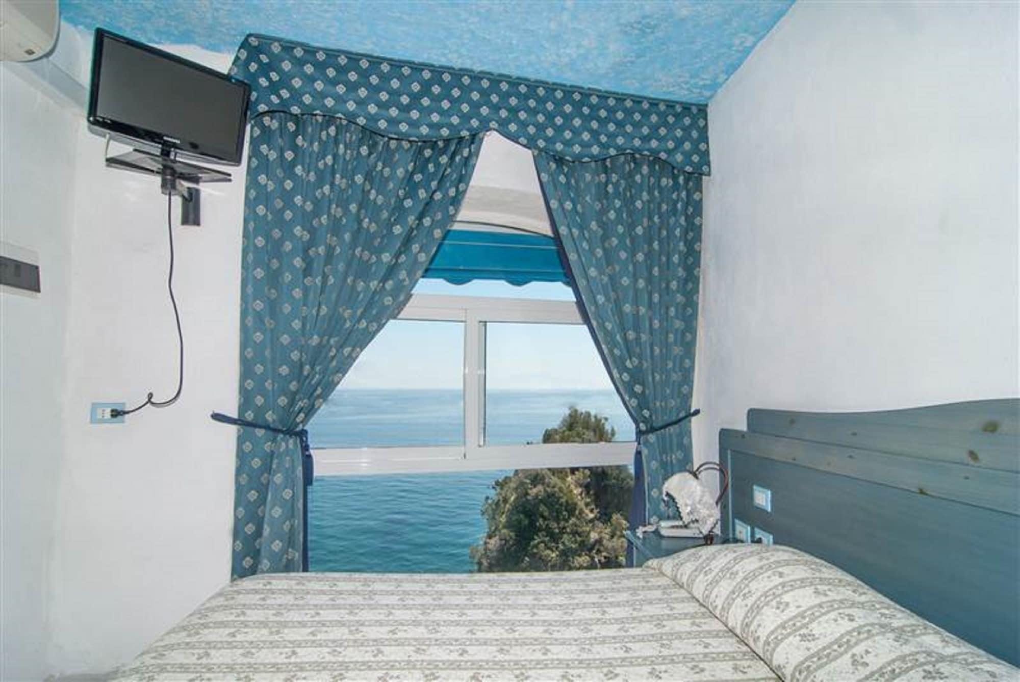 Hotel La Ninfea Ischia Esterno foto