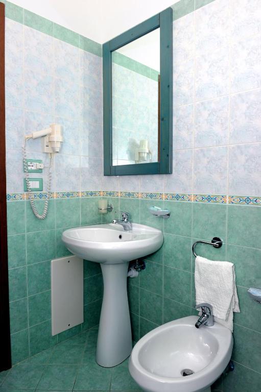 Hotel La Ninfea Ischia Camera foto