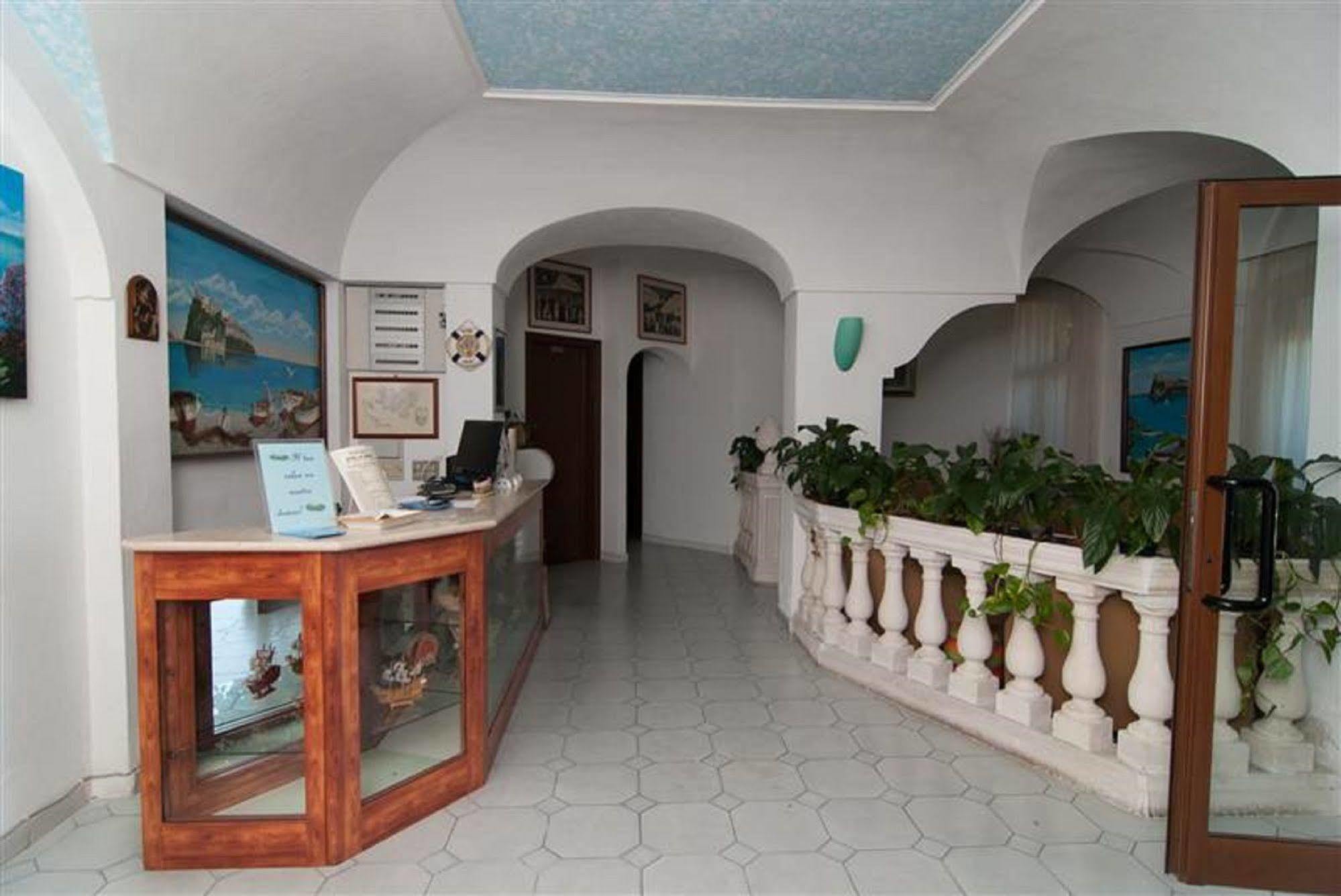 Hotel La Ninfea Ischia Esterno foto