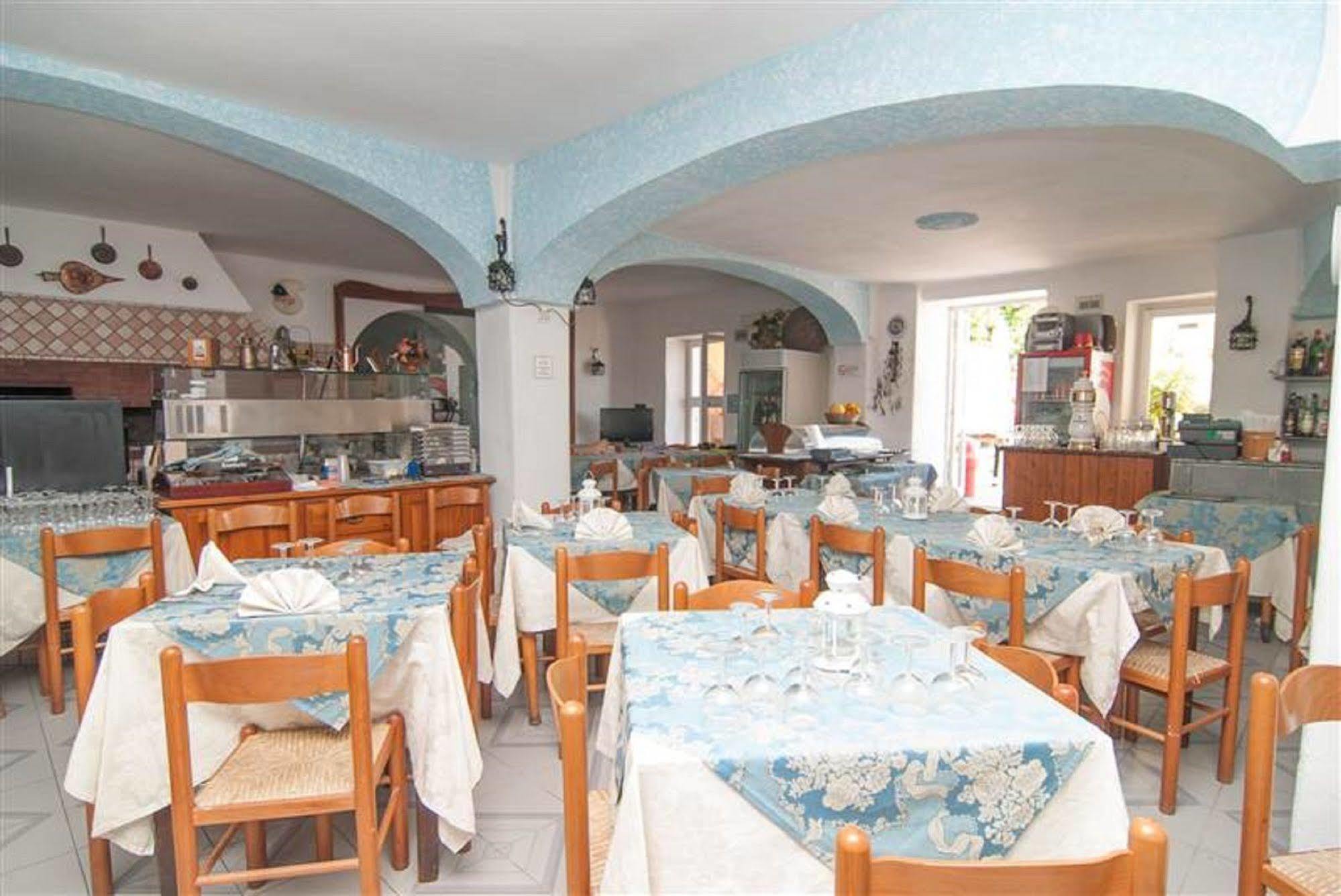 Hotel La Ninfea Ischia Esterno foto