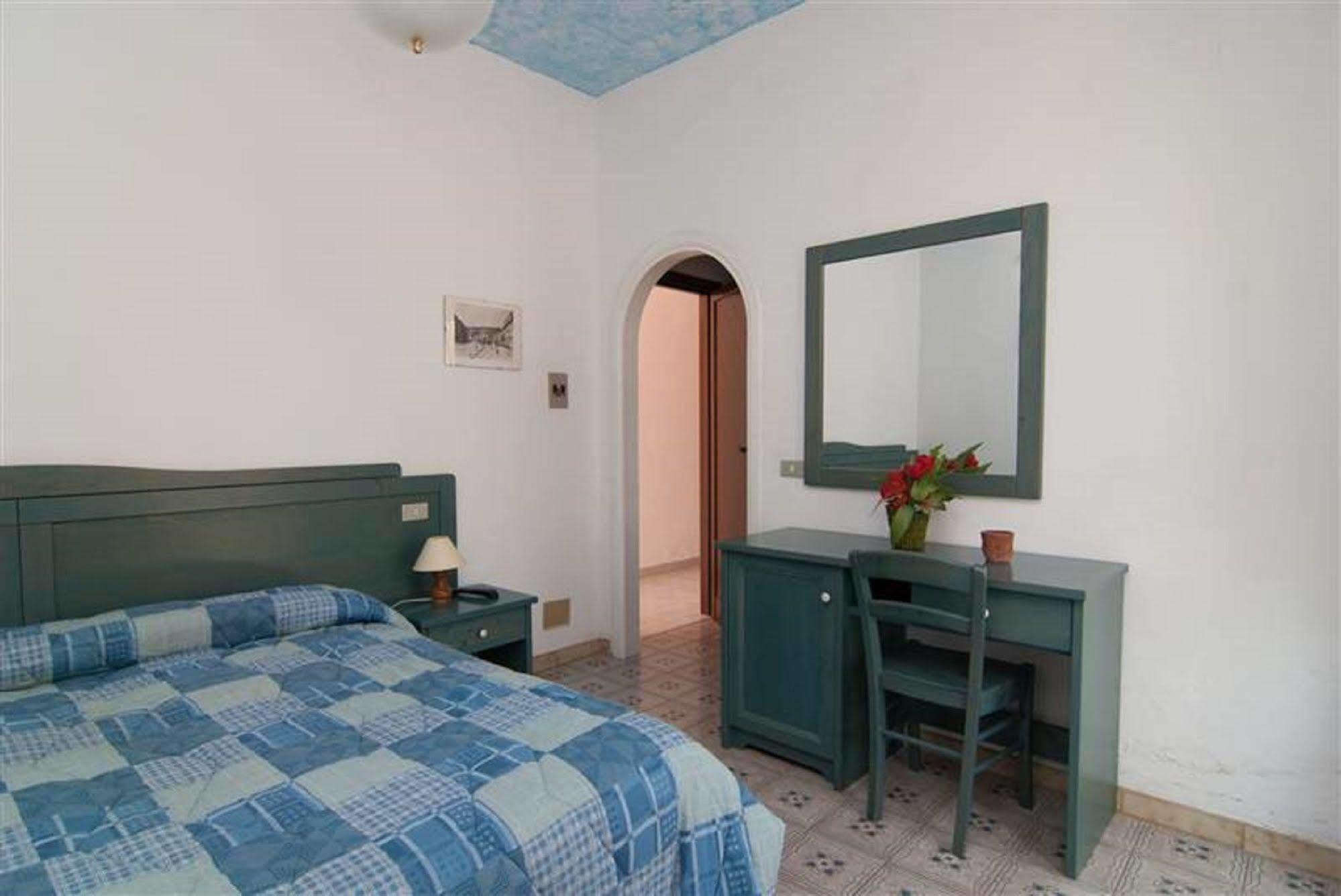 Hotel La Ninfea Ischia Esterno foto