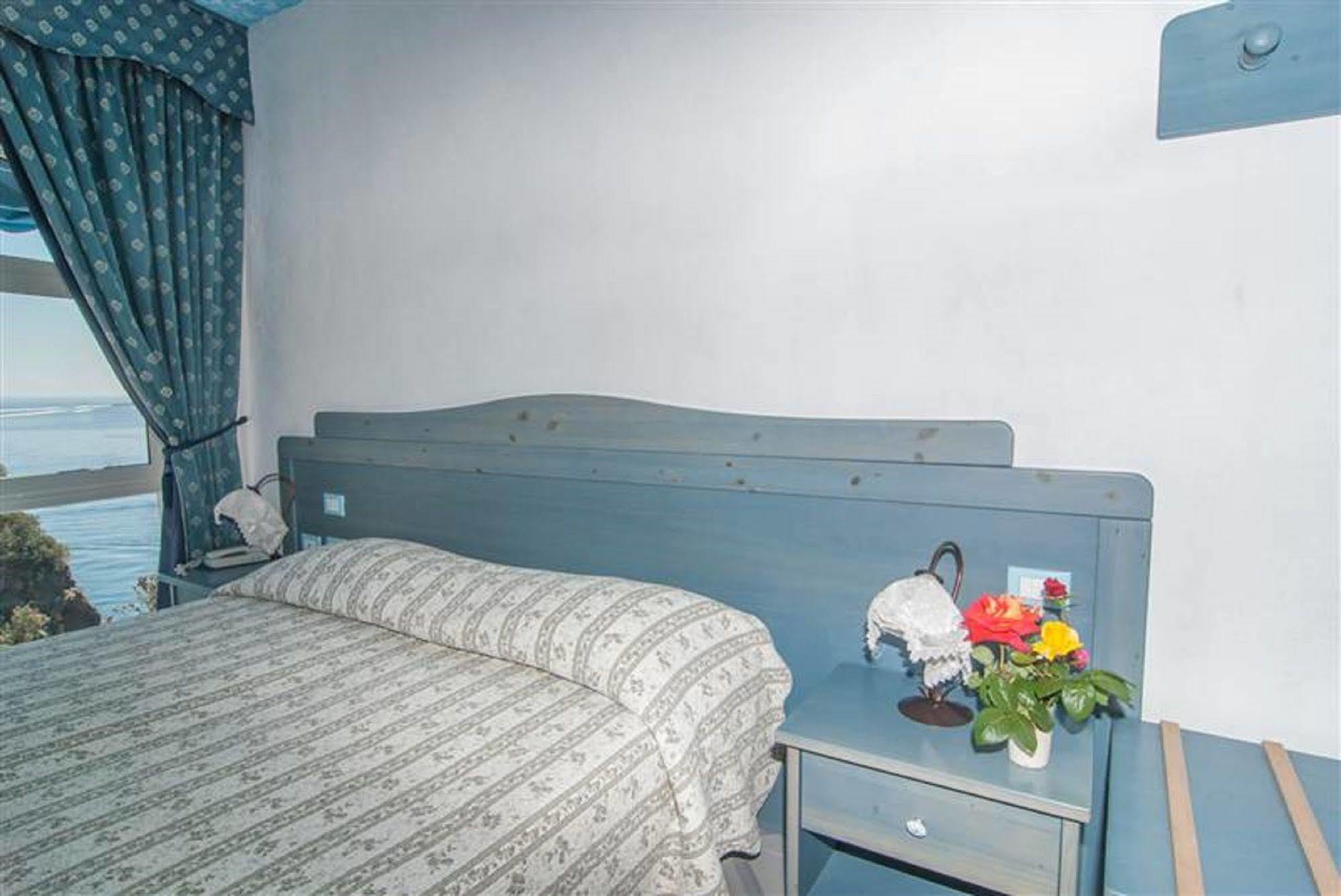 Hotel La Ninfea Ischia Esterno foto