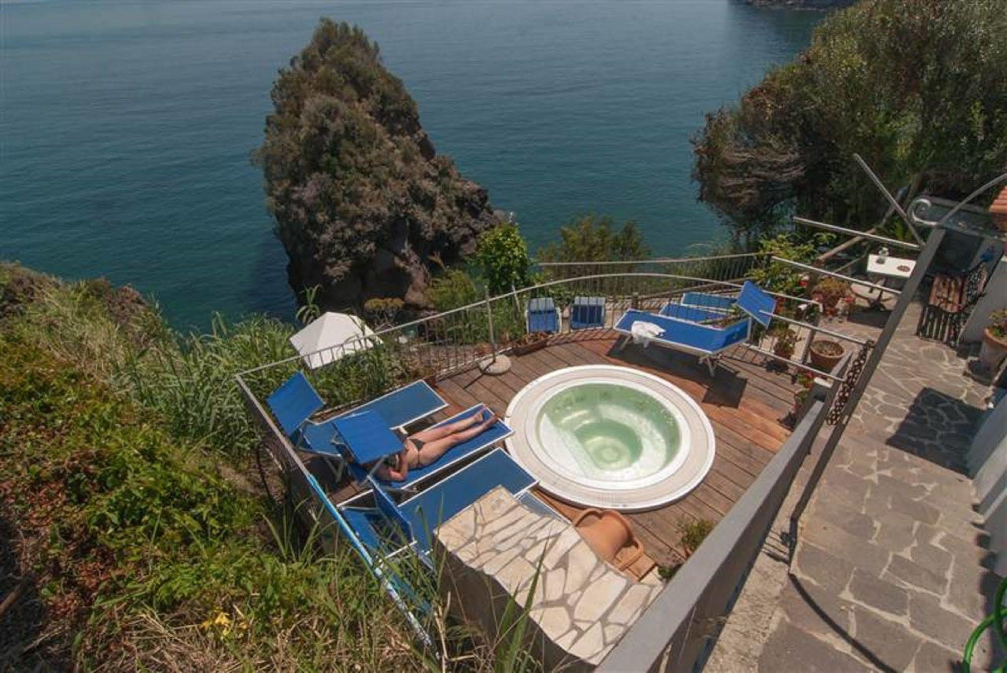 Hotel La Ninfea Ischia Esterno foto