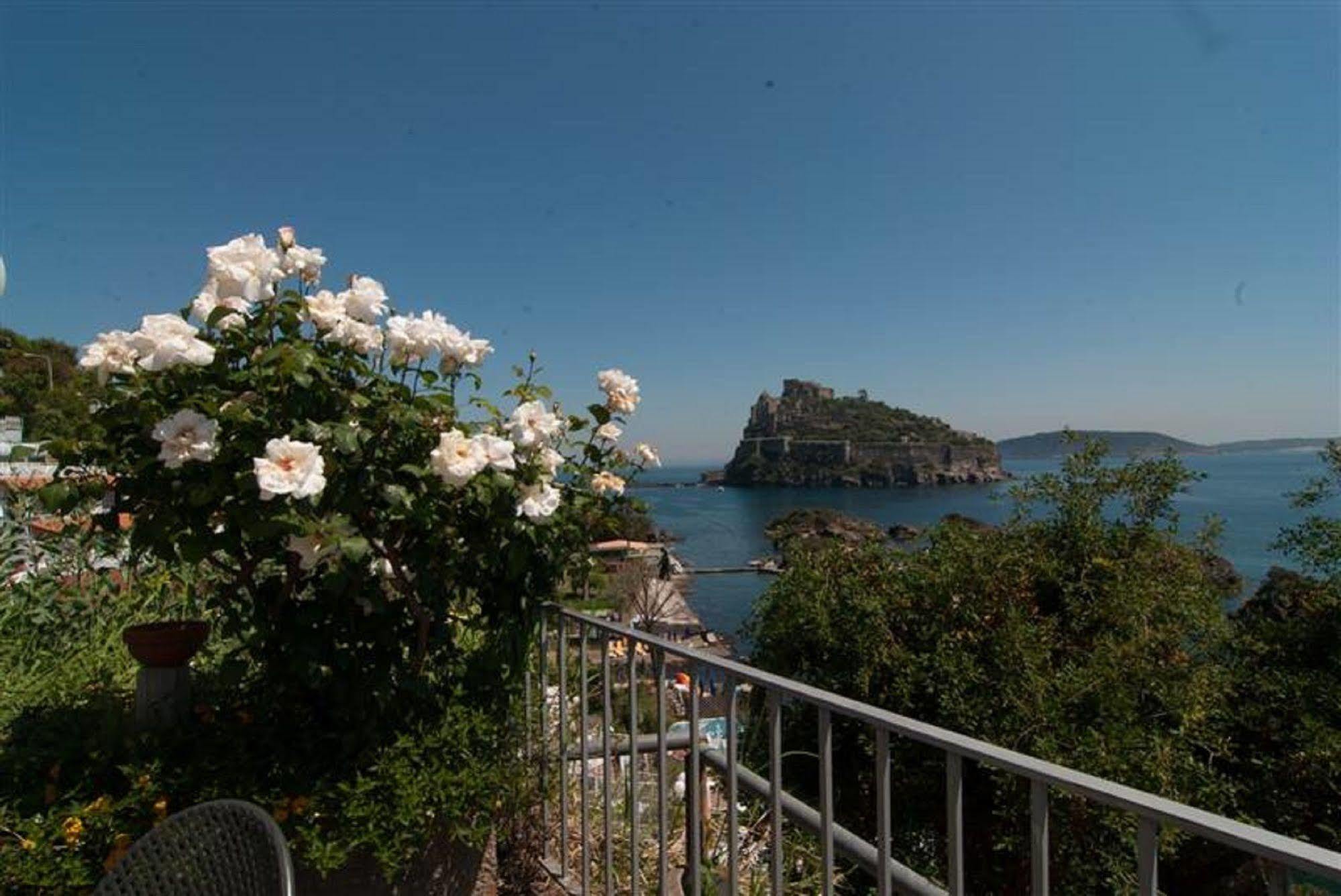 Hotel La Ninfea Ischia Esterno foto